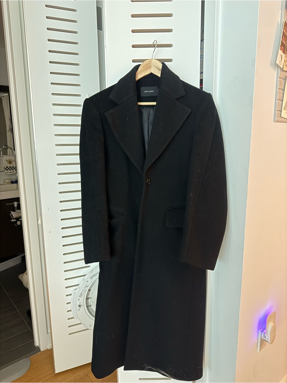 Low Classic Wool Cashmere Single-Breasted Coat